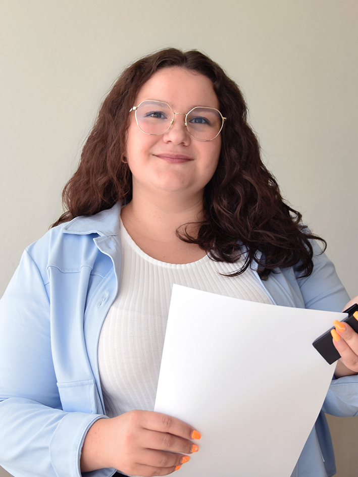 Carmen Keller - Mandatsleiterin - Visita Treuhand AG - Abacus - Treuhand - Treuhänder in Lenzburg - Buchführung - Administration - Jahresrechnung - Steuern - Beratung - Schweiz